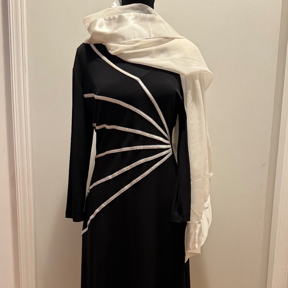 Connected apparel VERY CHIC evening black dress 🍸 - Picture 3 of 15